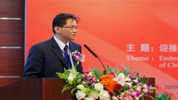 謝勤益：經(jīng)濟(jì)復(fù)蘇下全球FPD產(chǎn)業(yè)發(fā)展態(tài)勢(shì)