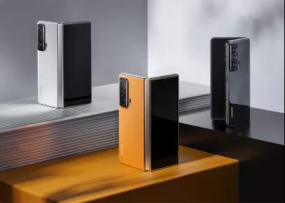 榮耀發布首款折疊屏手機MagicV 京東方供應柔性屏