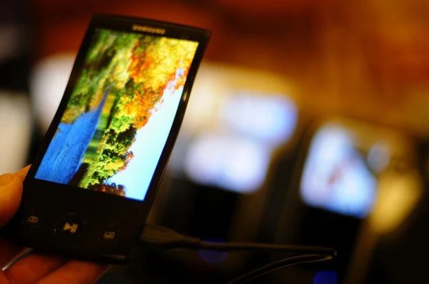 要維持領(lǐng)先地位，韓媒建議三星顯示、LGD利用中國面板廠OLED弱點(diǎn)