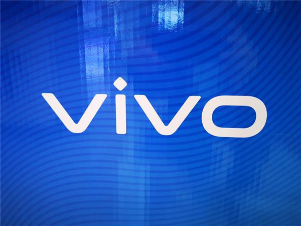 vivo首款等深四曲屏手機！vivo Y300 Pro參數曝光：配6500mAh巨無霸電池
