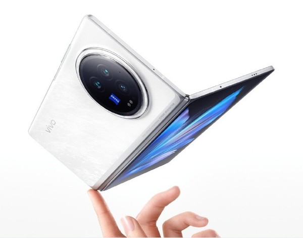 華為Mate X6是接下來(lái)首款大折疊