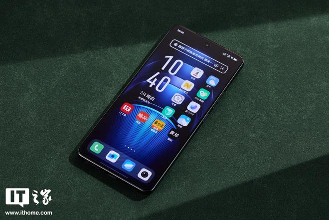 iQOO Neo10 系列手機預熱，宣稱&ldquo;更強的雙芯性能旗艦&rdquo;