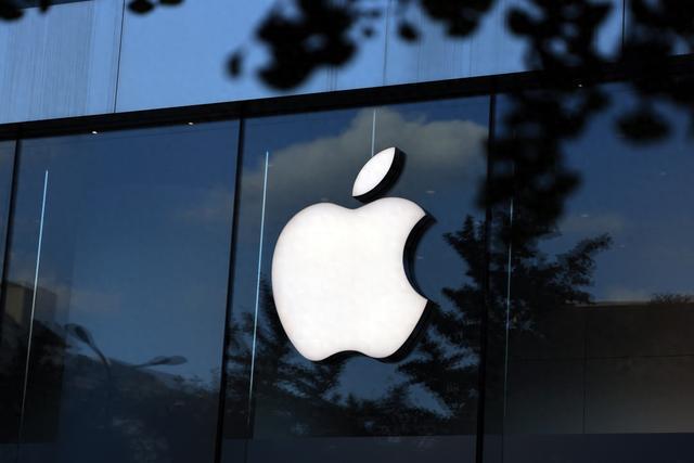 外媒：蘋果Vision Pro 2預計于2025年秋季至2026春季發布