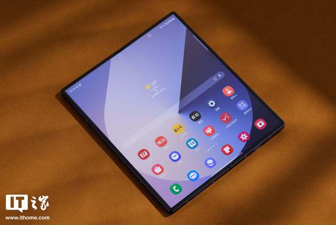 消息稱三星計劃在明年縮減折疊屏手機布局，市場正慢慢降溫