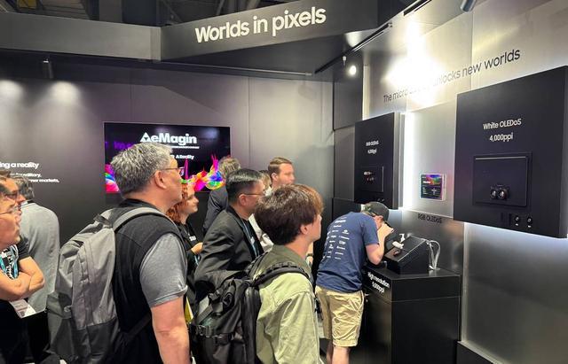 �����@ʾ�����_ʼ��Galaxy XR���aOLEDoS�@ʾ��