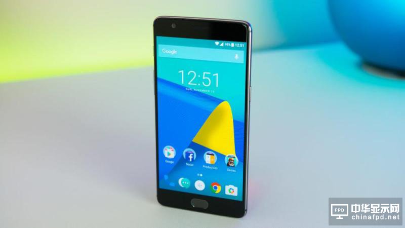 滿血驍龍821加持:一加3T詳細(xì)視頻評(píng)測(cè)