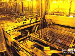 郭臺銘砸70億美元與京東方搶食 就不怕產能過剩？