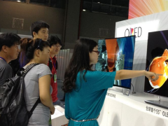 研調：面板今年朝寡頭集中 65寸續缺