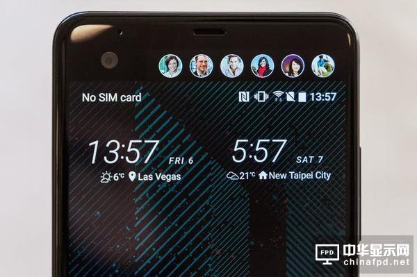 可折疊屏幕之前，手機(jī)屏幕一路經(jīng)歷了這些創(chuàng)新！