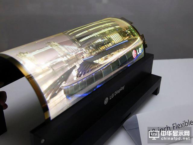 LCD消沉竟然因為它？OLED為何如此強勢