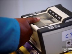 指紋很容易被竊取，用它當(dāng)密碼合適嗎？