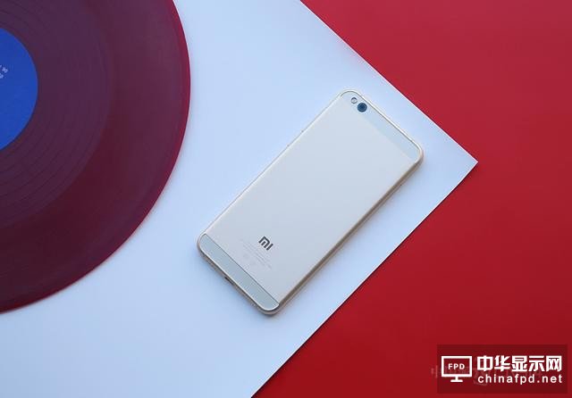 小米5c評(píng)測(cè)：對(duì)比一加3/360N5/榮耀8/諾基亞6 澎湃S1&ldquo;真實(shí)水平&rdquo;如何？